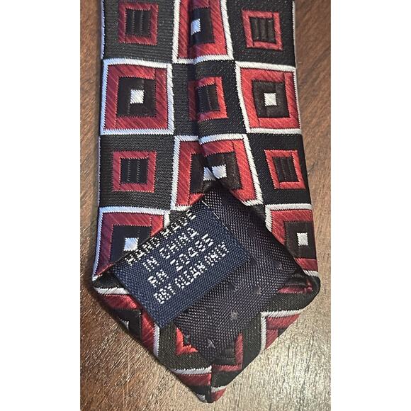 Pierre Cardin Red Black Hand Made 100% Polyester Men’s Neck Tie Made In China - Picture 7 of 9